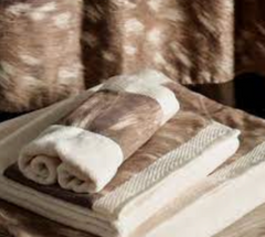 HiEnd Accents Embroidered Towel Set TL1731-OS-CR
