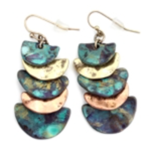 Wyo-Horse Layered Waterfall Earrings JE263PT