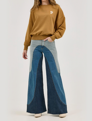 Wrangler Lainey Wilson Pieced Pant Wide Leg Jean Women's 112375655