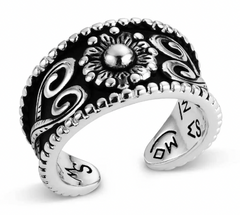 Montana Silversmiths Ring Blooming Scroll