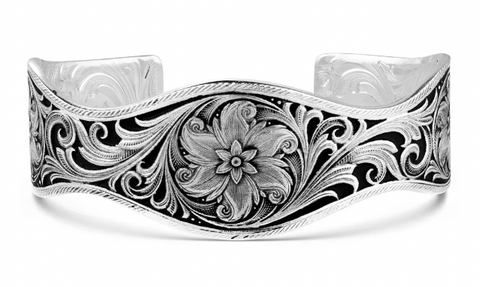 Montana Silversmiths Bracelet Scalloped Edge Star Flower